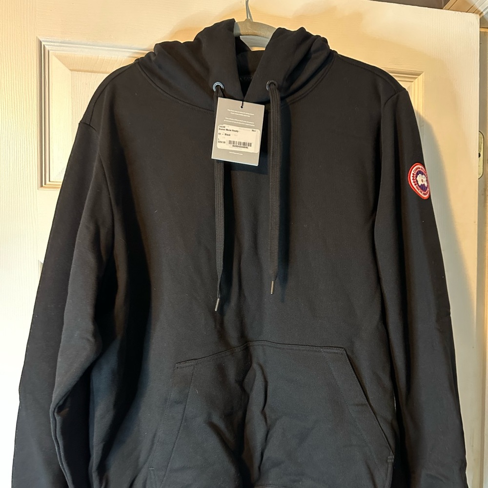 Authentic Canada Goose Sweatsuit for men. Size Large, NWT